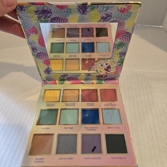TASTE BEAUTY‎ x SpongeBob Squarepants NEW 12 PAN Eyeshadow Palette - Picture 2 of 4